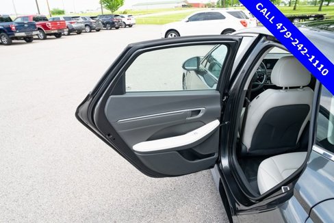 Used 2023 Hyundai Sonata Limited image 12