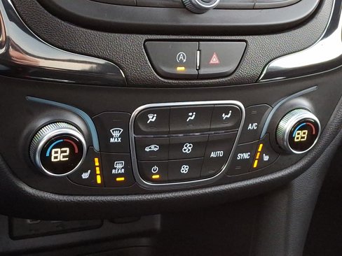 Used 2024 Chevrolet Equinox RS w/ RS Leather Package image 16