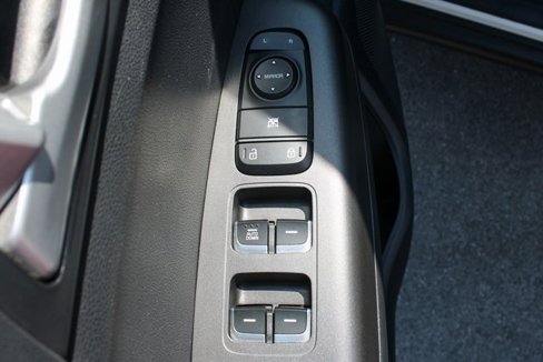 Used 2020 Kia Sportage LX image 11