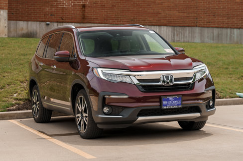 Used 2022 Honda Pilot Touring image 2