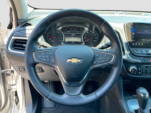 Used 2021 Chevrolet Equinox Premier image 6