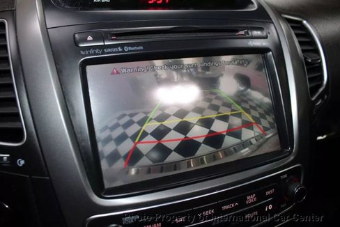 Used 2015 Kia Sorento SX image 18