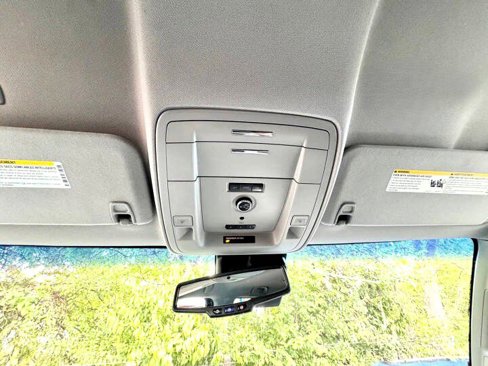 Used 2019 Chevrolet Suburban LT image 28