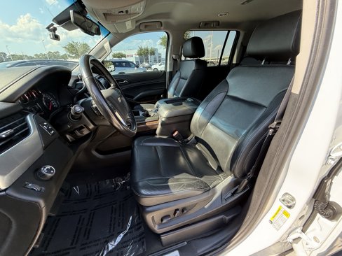 Used 2019 Chevrolet Suburban LT image 25