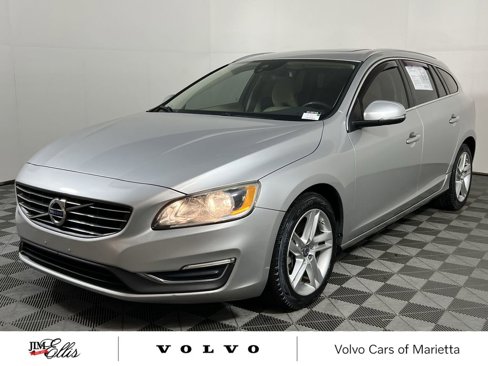 Used 2015 Volvo V60 T5 Platinum image 5