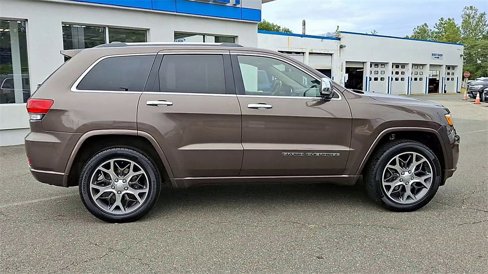 Used 2019 Jeep Grand Cherokee Overland image 9