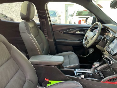 Certified 2022 Chevrolet TrailBlazer RS w/ Sun and Liftgate Package image 26