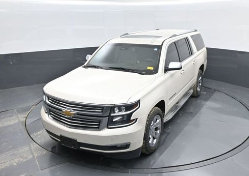 Used 2015 Chevrolet Suburban LTZ image 24