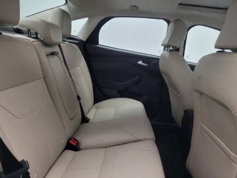 Used 2018 Ford Focus Titanium image 19