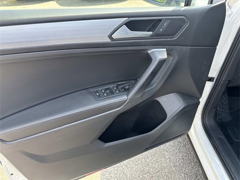 Certified 2022 Volkswagen Tiguan S image 13