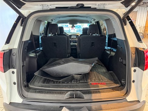 Used 2019 GMC Acadia SLE image 22