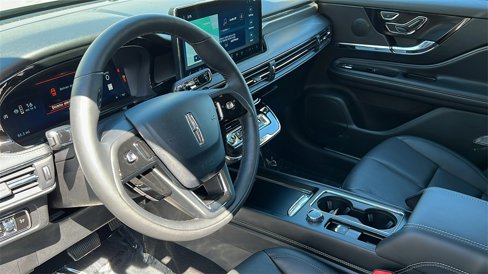 New 2025 Lincoln Corsair Reserve w/ Jet Appearance Package image 18