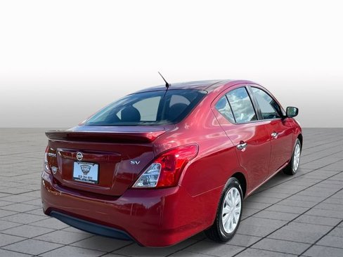Used 2018 Nissan Versa SV image 7