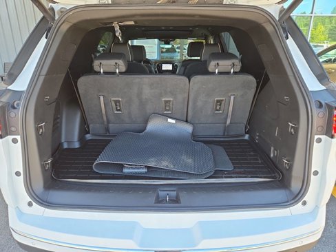 Used 2023 Chevrolet Traverse Premier image 31
