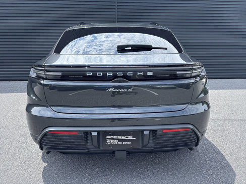Certified 2024 Porsche Macan 4 Electric image 5