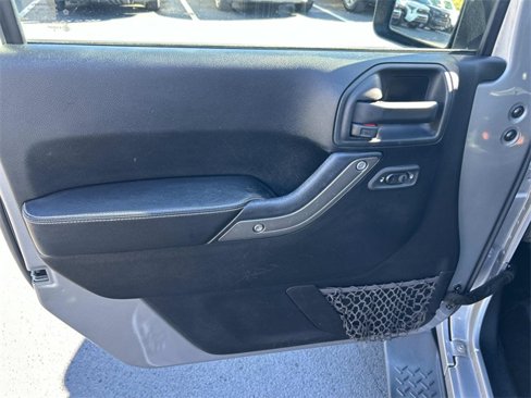 Used 2016 Jeep Wrangler Unlimited Sport image 19