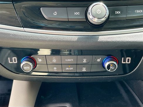Used 2019 Buick Enclave Essence image 13