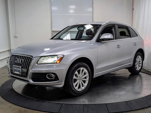Used 2015 Audi Q5 2.0T Premium Plus w/ Technology Package image 4