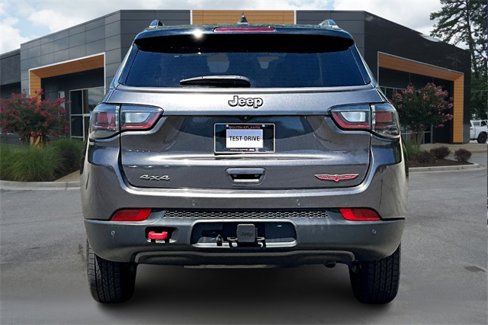 Used 2022 Jeep Compass Trailhawk w/ Trailhawk Elite Group image 5