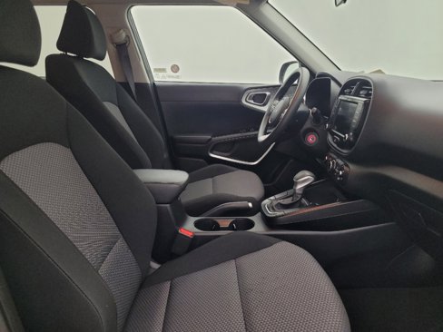Used 2023 Kia Soul LX w/ Option Group 015 image 21