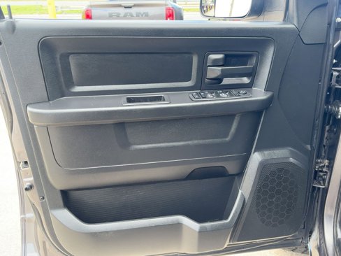 Used 2018 RAM 1500 Tradesman w/ Popular Equipment Group image 18