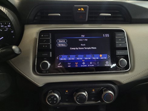 Used 2021 Nissan Versa SV image 25