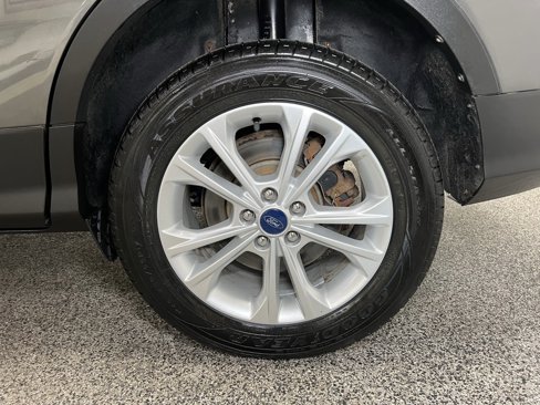 Used 2017 Ford Escape SE w/ Equipment Group 201A image 22
