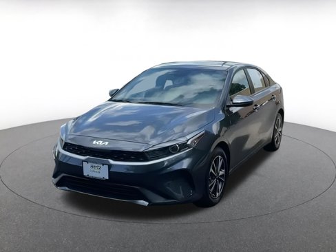 Used 2024 Kia Forte LXS image 7