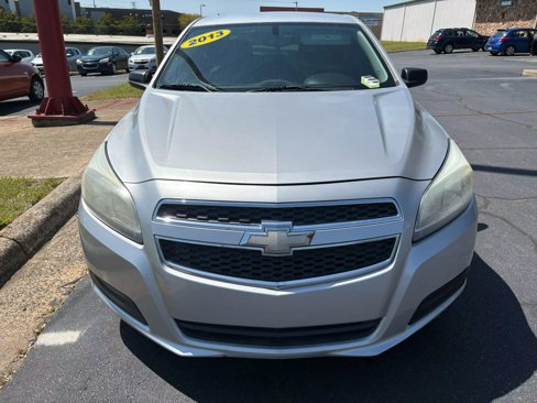 Used 2013 Chevrolet Malibu LS image 2
