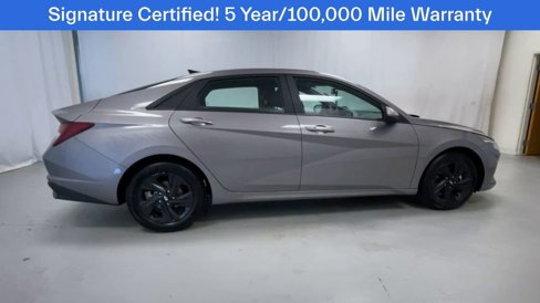Used 2022 Hyundai Elantra SEL w/ Cargo Package image 23