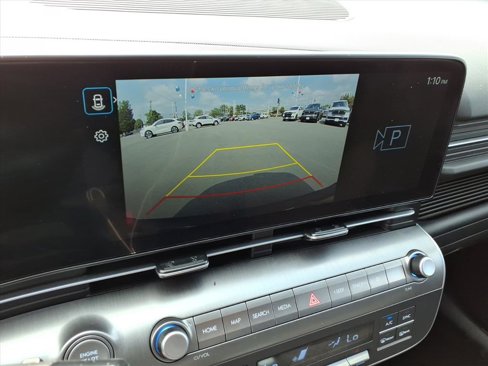 Used 2025 Hyundai Kona SEL image 14