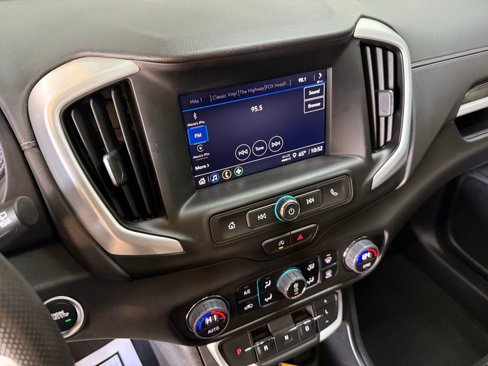 Used 2023 GMC Terrain SLE w/ Driver Convenience Package image 20