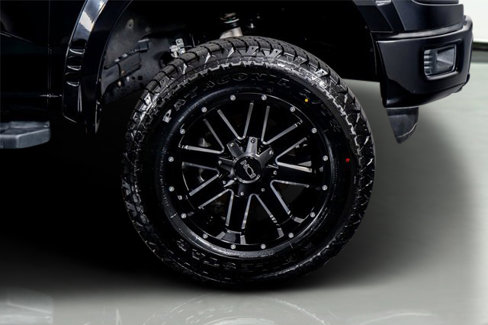 Used 2024 Ford F150 XLT w/ XLT Black Appearance Package image 7