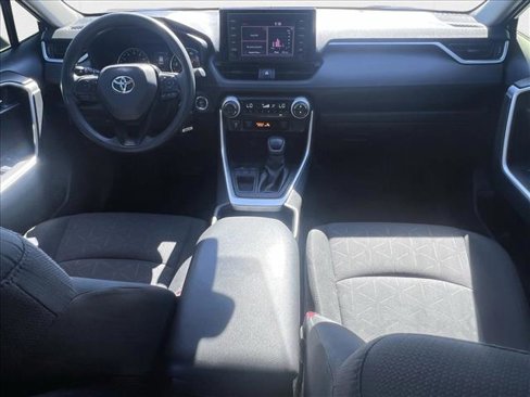 Used 2019 Toyota RAV4 XLE image 17
