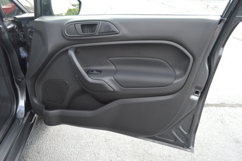 Used 2018 Ford Fiesta SE w/ Equipment Group 201A image 17