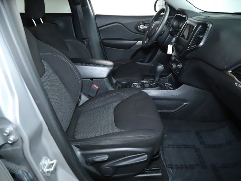 Used 2021 Jeep Cherokee Latitude image 34