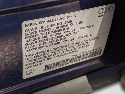 Used 2022 Audi Q4 e-tron Premium Plus image 22