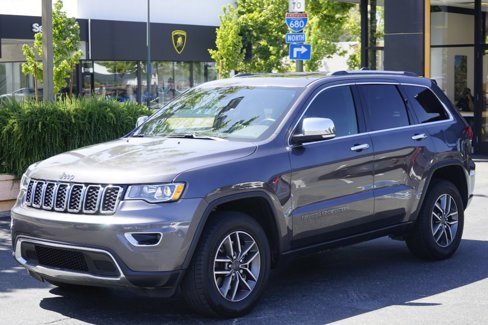 Used 2021 Jeep Grand Cherokee Limited image 2
