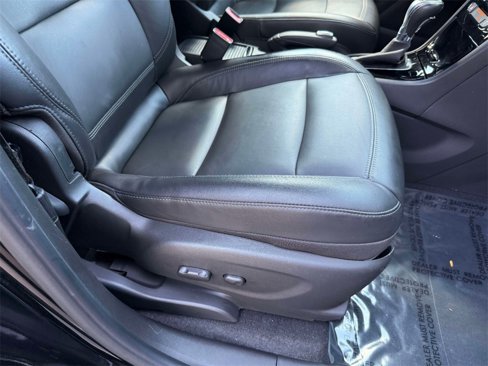 Used 2019 Buick Encore Essence w/ Experience Buick Package image 15