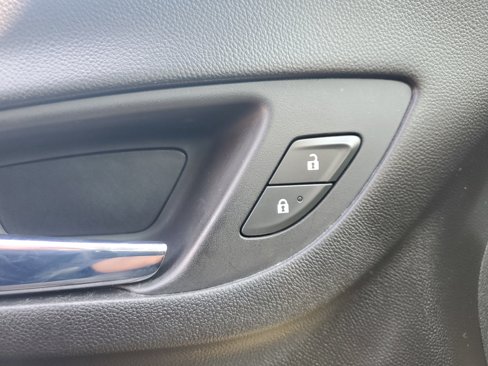 Used 2022 Chevrolet Equinox LT image 30