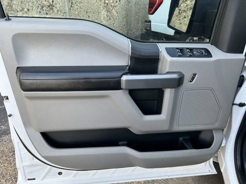 Used 2015 Ford F150 XLT w/ Equipment Group 301A Mid image 2