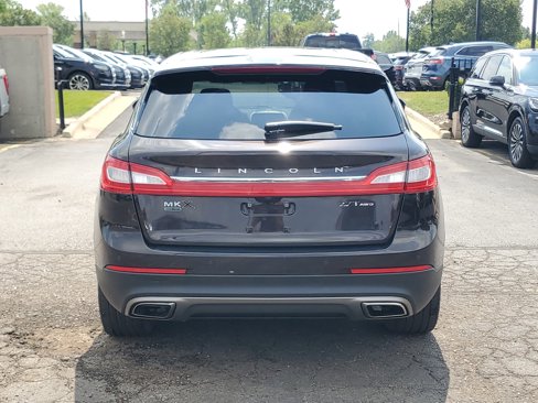 Used 2017 Lincoln MKX Black Label w/ Driver Assistance Package image 5