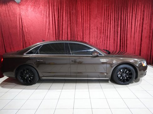 Used 2013 Audi A8 L 3.0T w/ Comfort Pkg image 8
