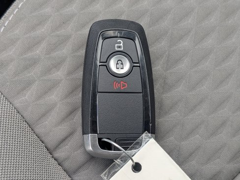 Certified 2022 Ford Escape SE image 31