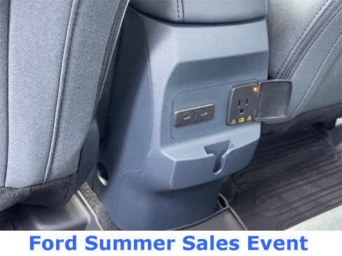 New 2025 Ford Maverick XLT image 27