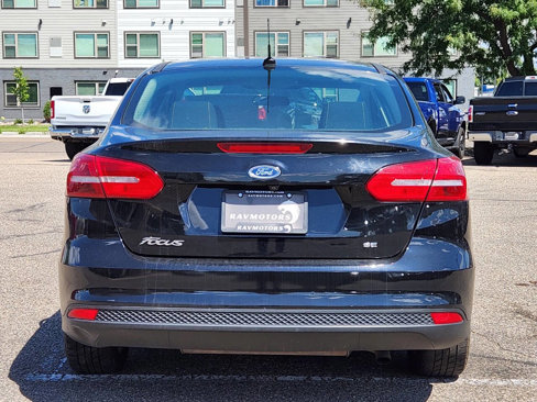 Used 2017 Ford Focus SE image 8