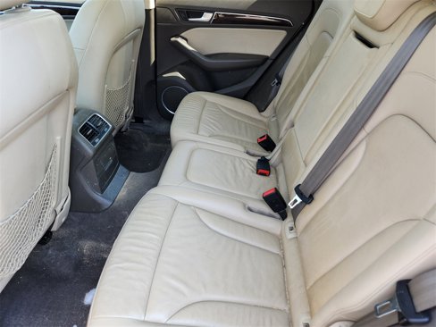 Used 2016 Audi Q5 2.0T Premium Plus w/ Technology Package image 21