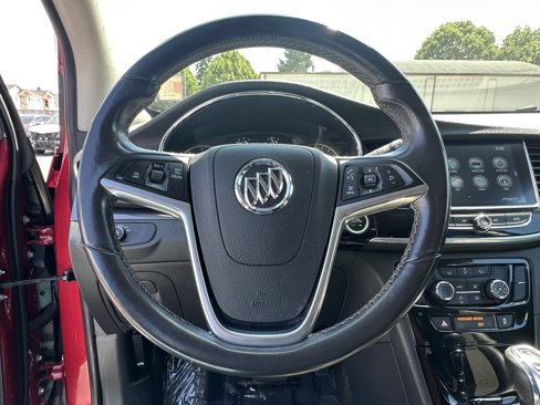 Used 2020 Buick Encore Preferred image 24
