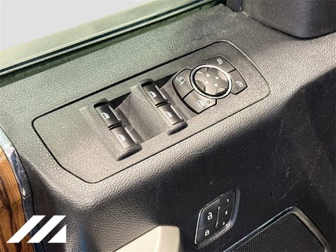 Used 2018 Ford F150 Lariat w/ Equipment Group 502A Luxury image 21