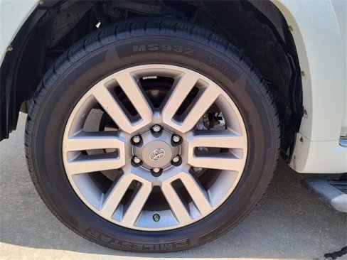 Used 2011 Toyota 4Runner Limited image 13